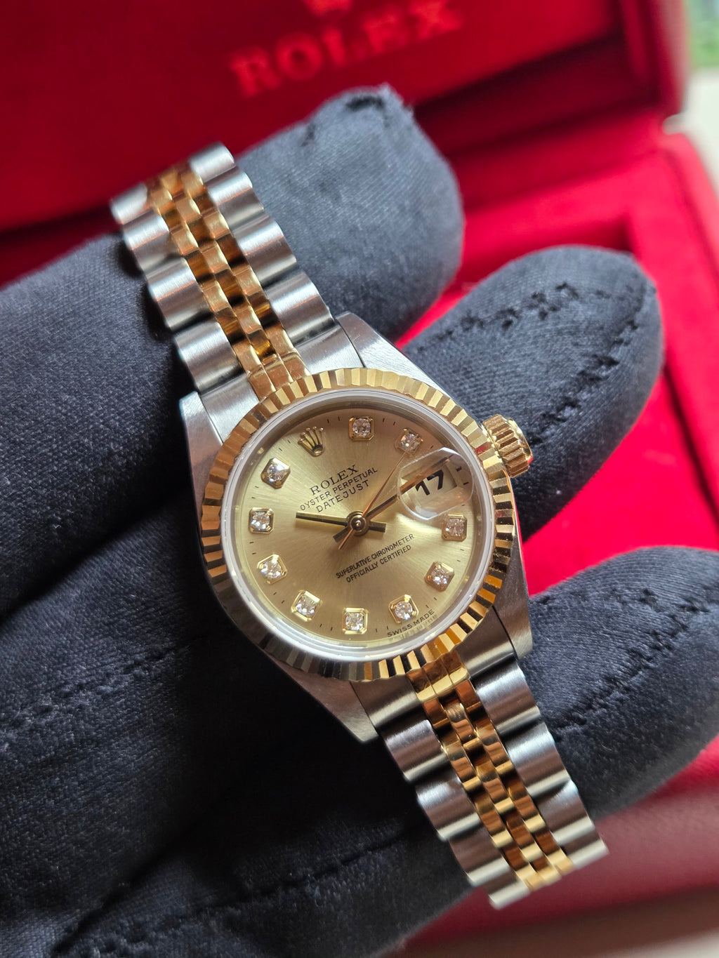 Rolex Lady Datejust 26 | Ref: 69173 | Champagne Big Diamond Dial | Un-polished | Full-Set |1997 | Excellent Condition!