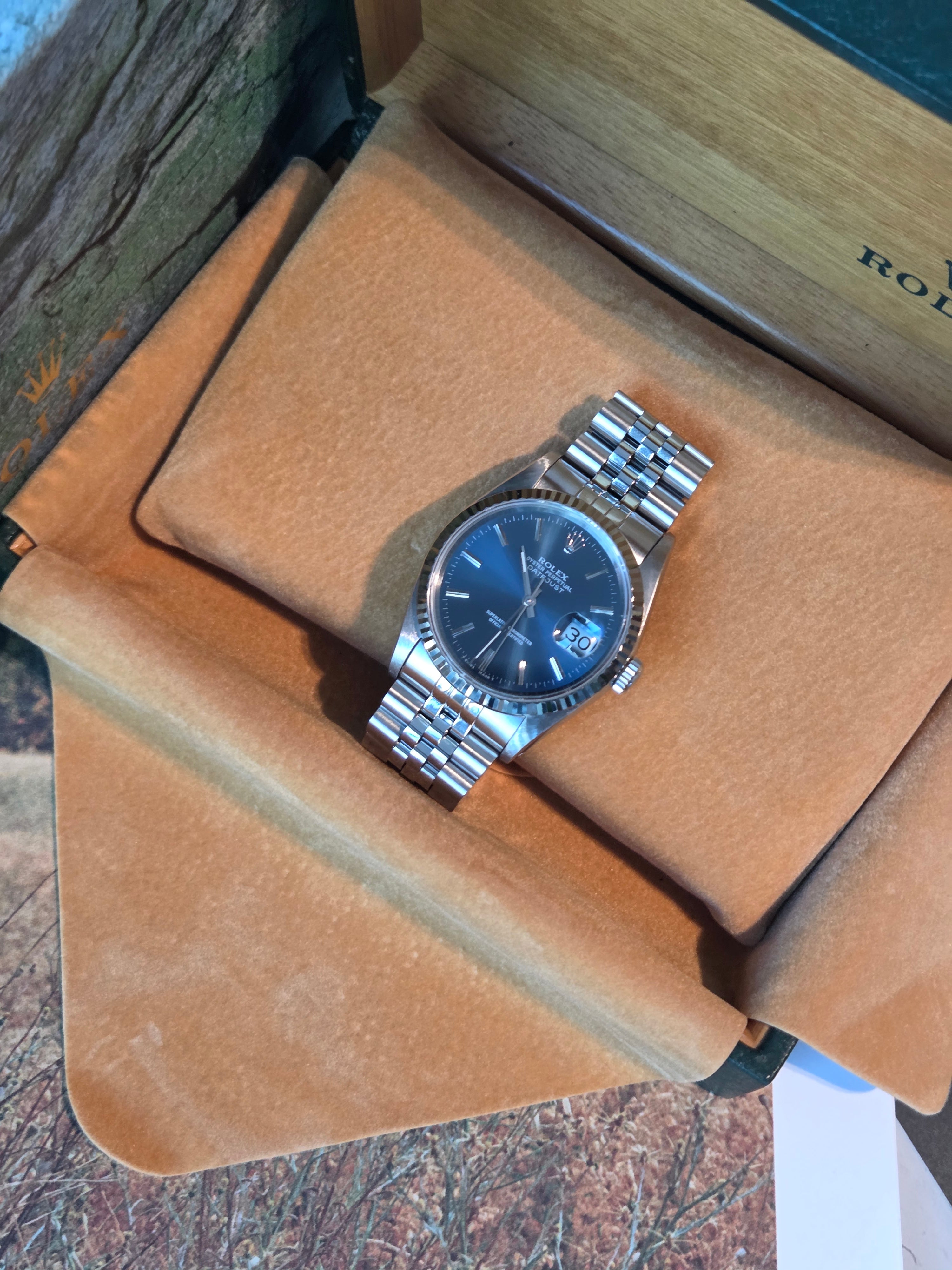 Rolex Datejust 36 | Ref. 16234 | Sunburst Blue Dial | Watch &amp; Box | 1991 | Excellent Condition!