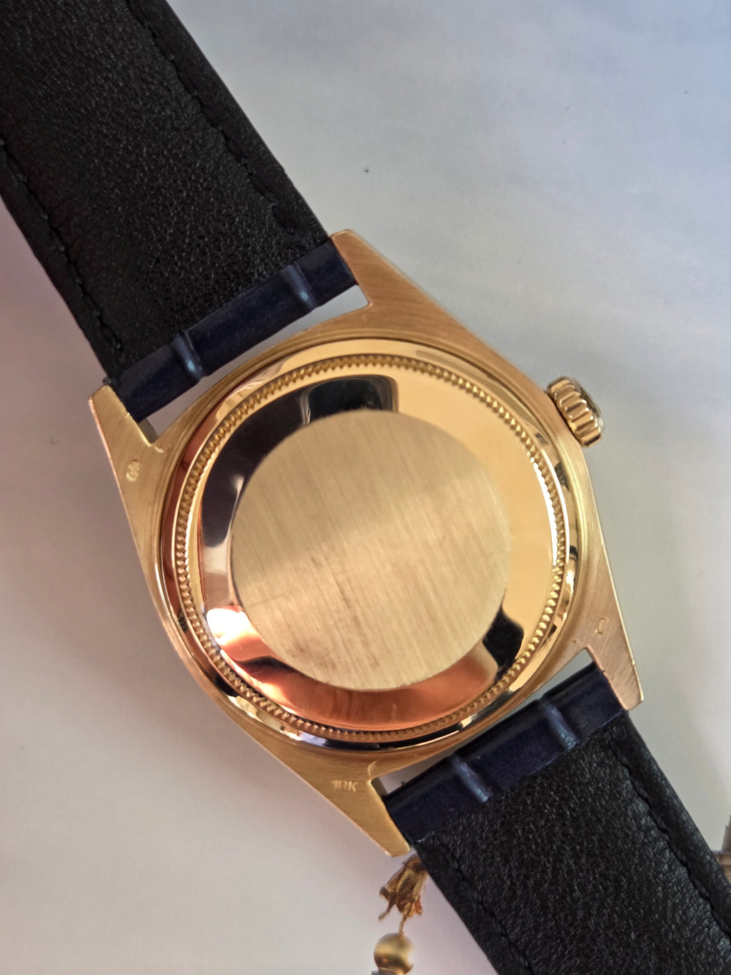 Rolex Day-Date 36 (Ref. 18038) – Striking Champagne Linen Dial!