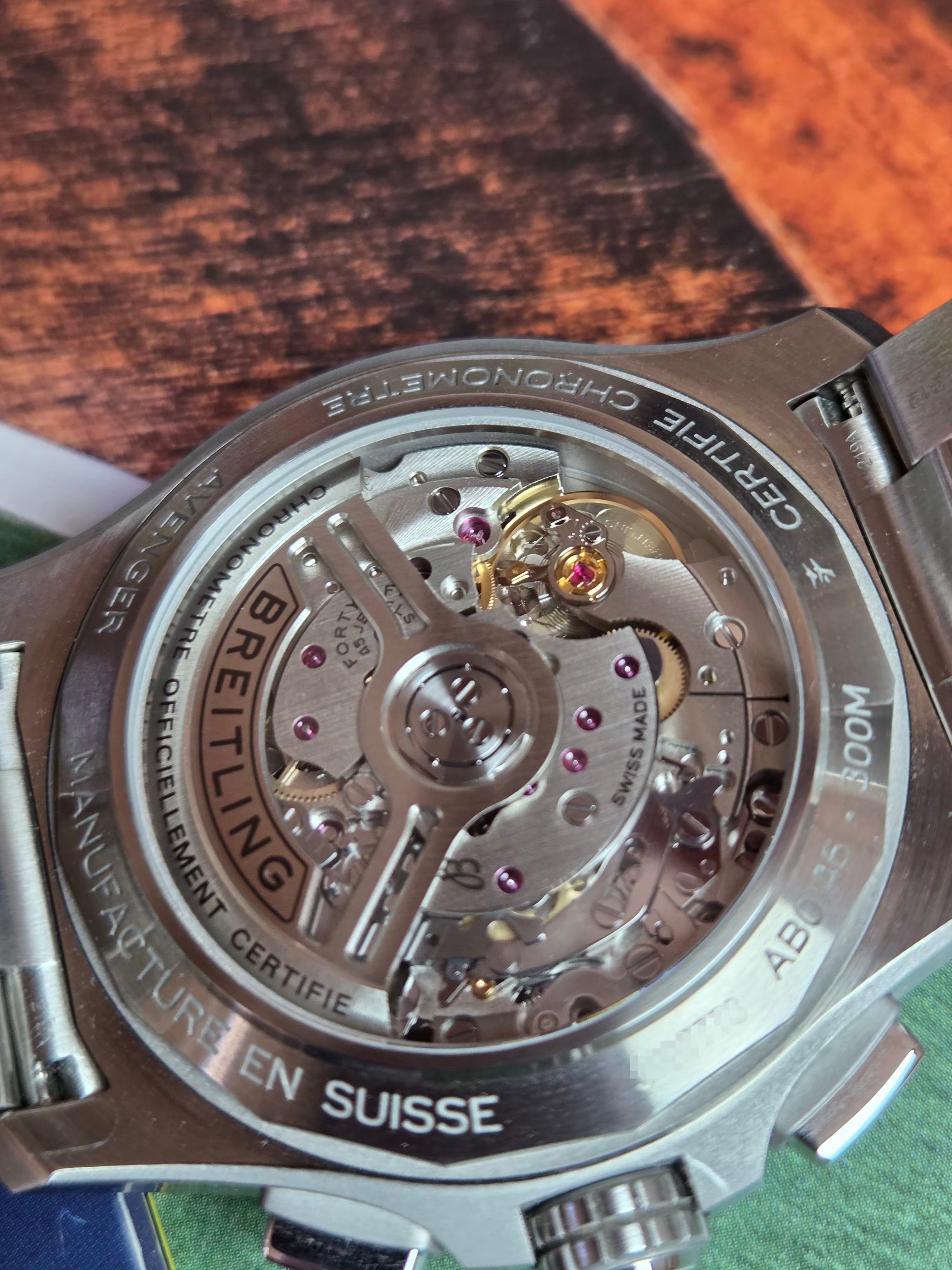 Breitling Avenger B01 Chronograph 42 | Green Dial | Ref: AB0146 | 2026 | warranty till 2034!