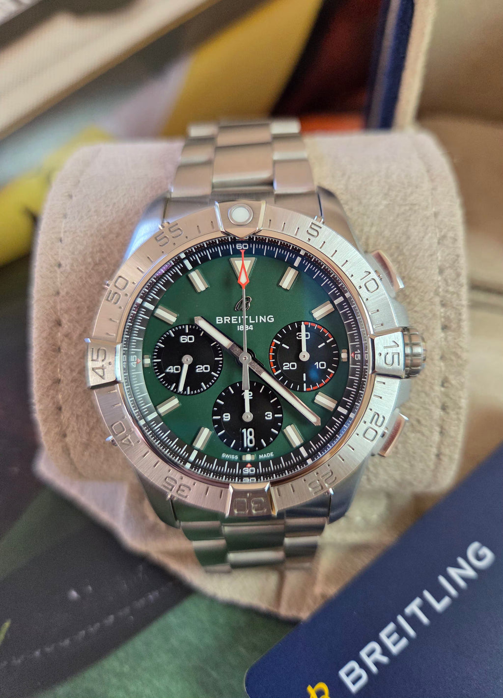 Breitling Avenger B01 Chronograph 42 | Green Dial | Ref: AB0146 | 2026 | warranty till 2034!