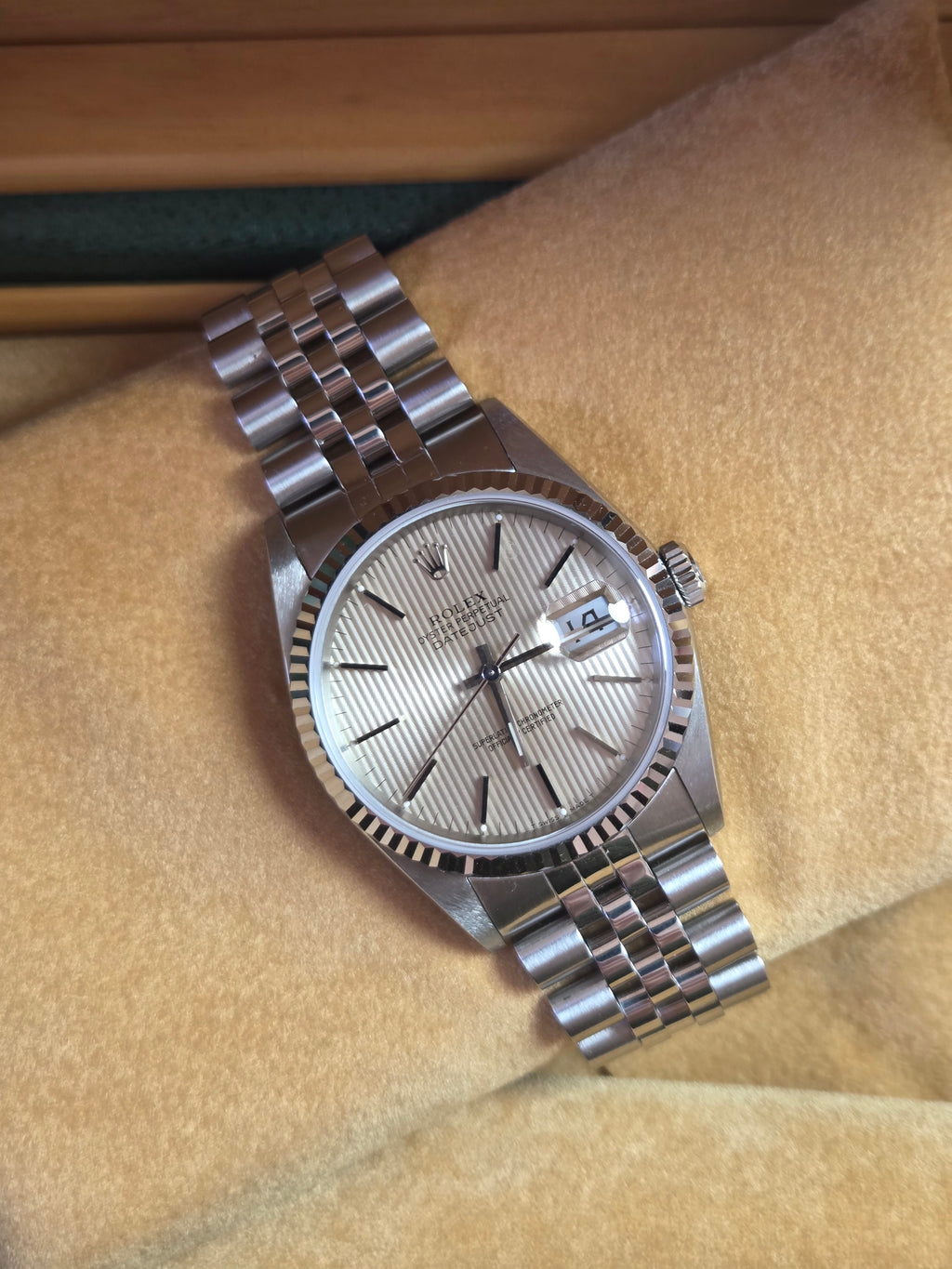 Rolex Datejust 36 | Ref: 16234 | Rare Silver Tapestry Dial | 1991 | Excellent Condition!