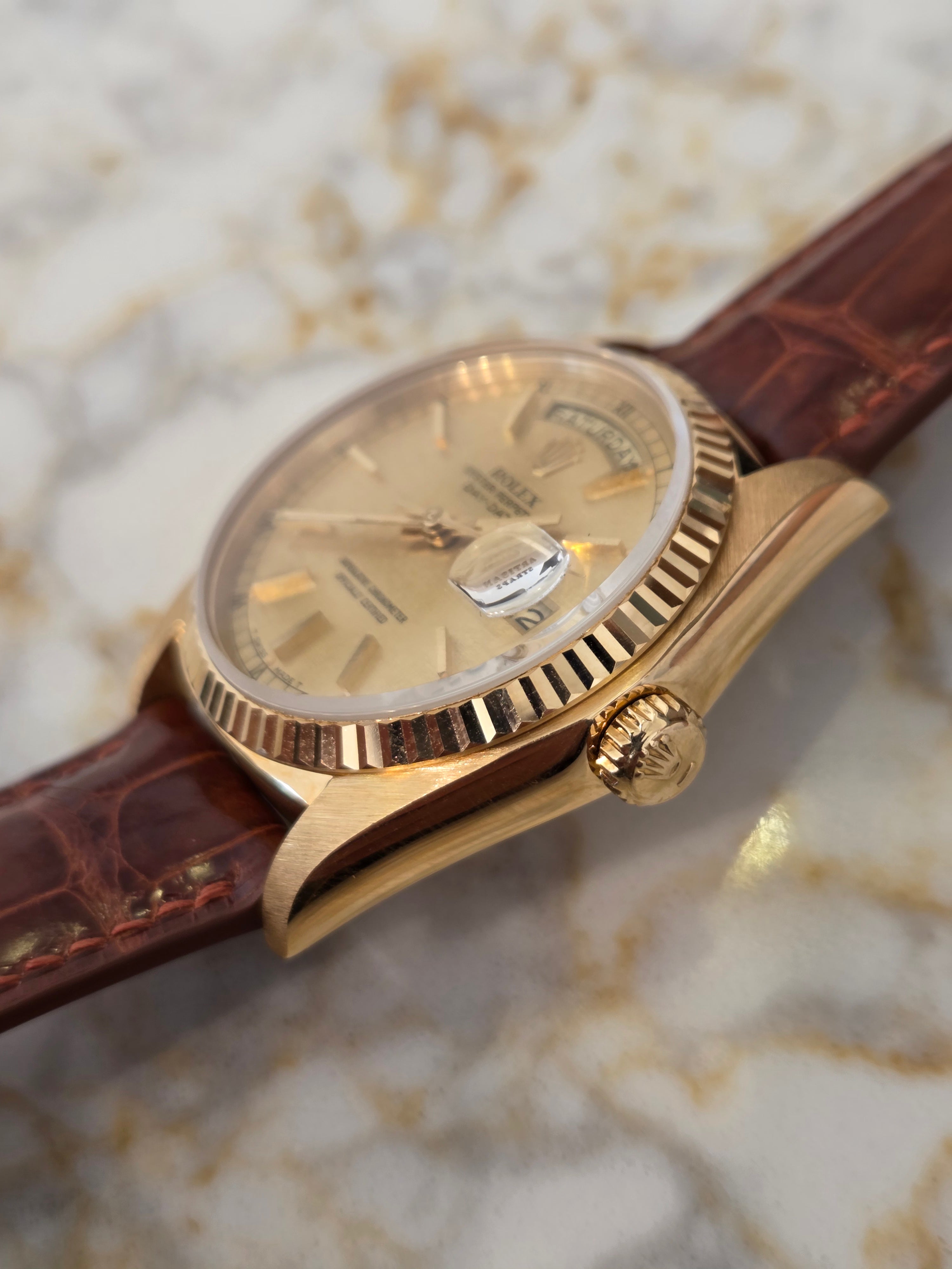 Rolex Day-Date 36 Ref. 18038 - Rare Linen Dial - 18K Yellow Gold - Single Quickset - Incredible Condition!