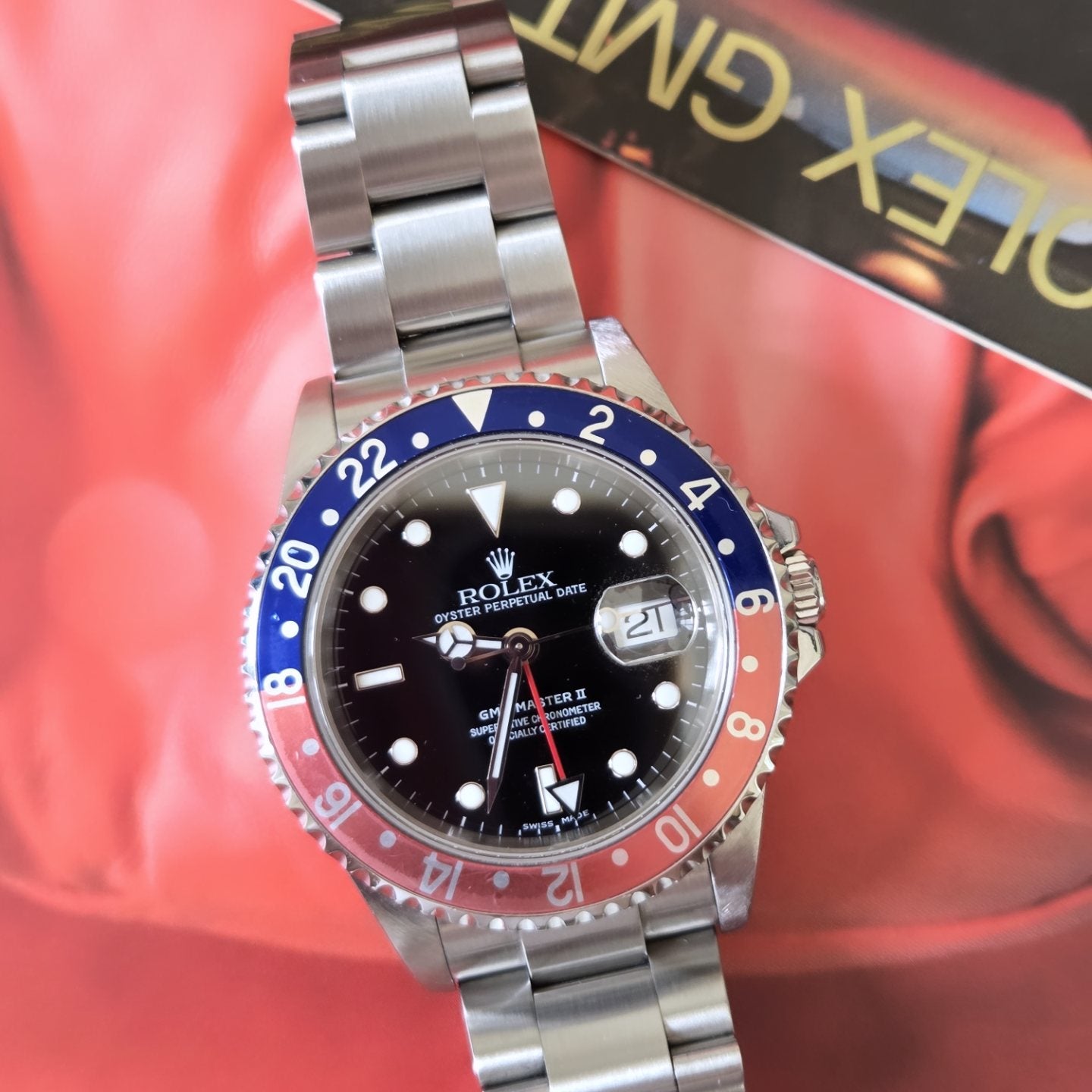 Rolex GMT-Master ii "Pepsi" 16710 - No Holes Case (2004) Full Set with original purchase receipt!