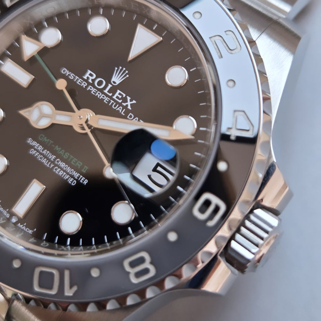 Rolex GMT-Master II "Bruce Wayne" | Ref. 126710GRNR (2025) — Full Set
