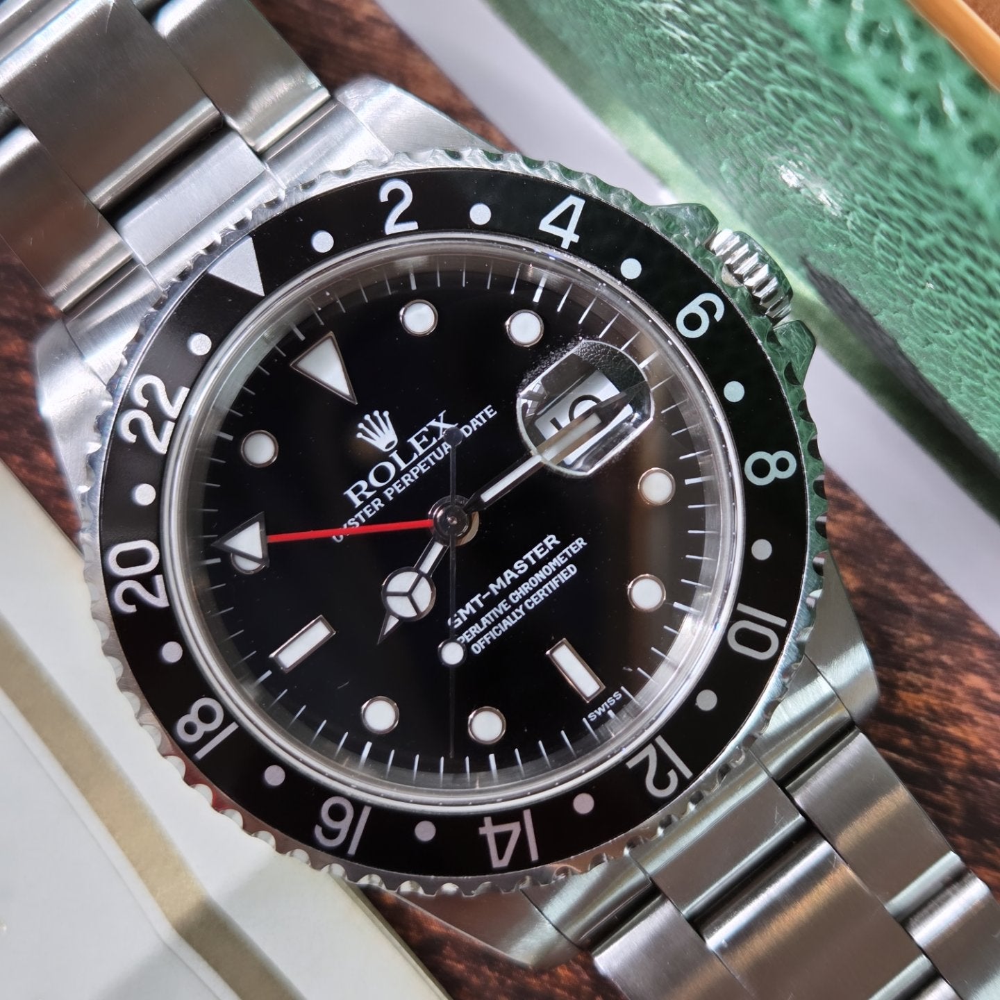 Rolex GMT-Master 16700 "SWISS" Only Dial – 1999 - Final Year of Production!