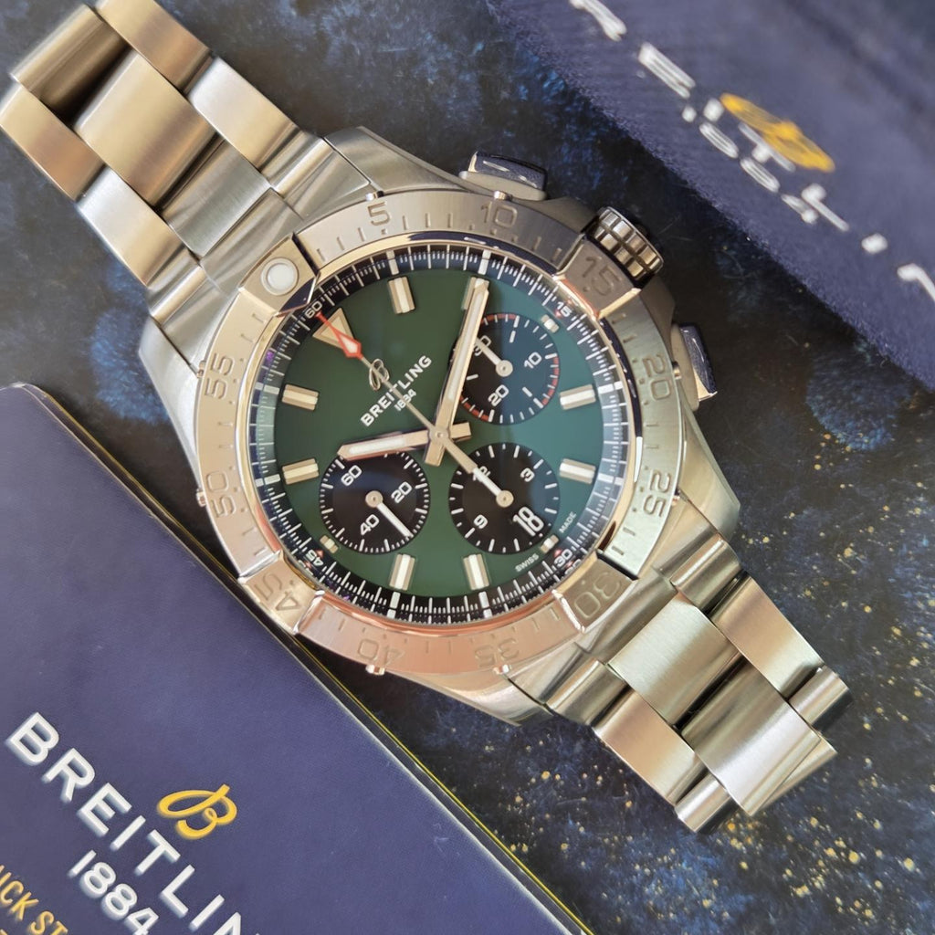Breitling Avenger B01 Chronograph 42 | Green Dial | Ref: AB0146 | 2026 | warranty till 2034!