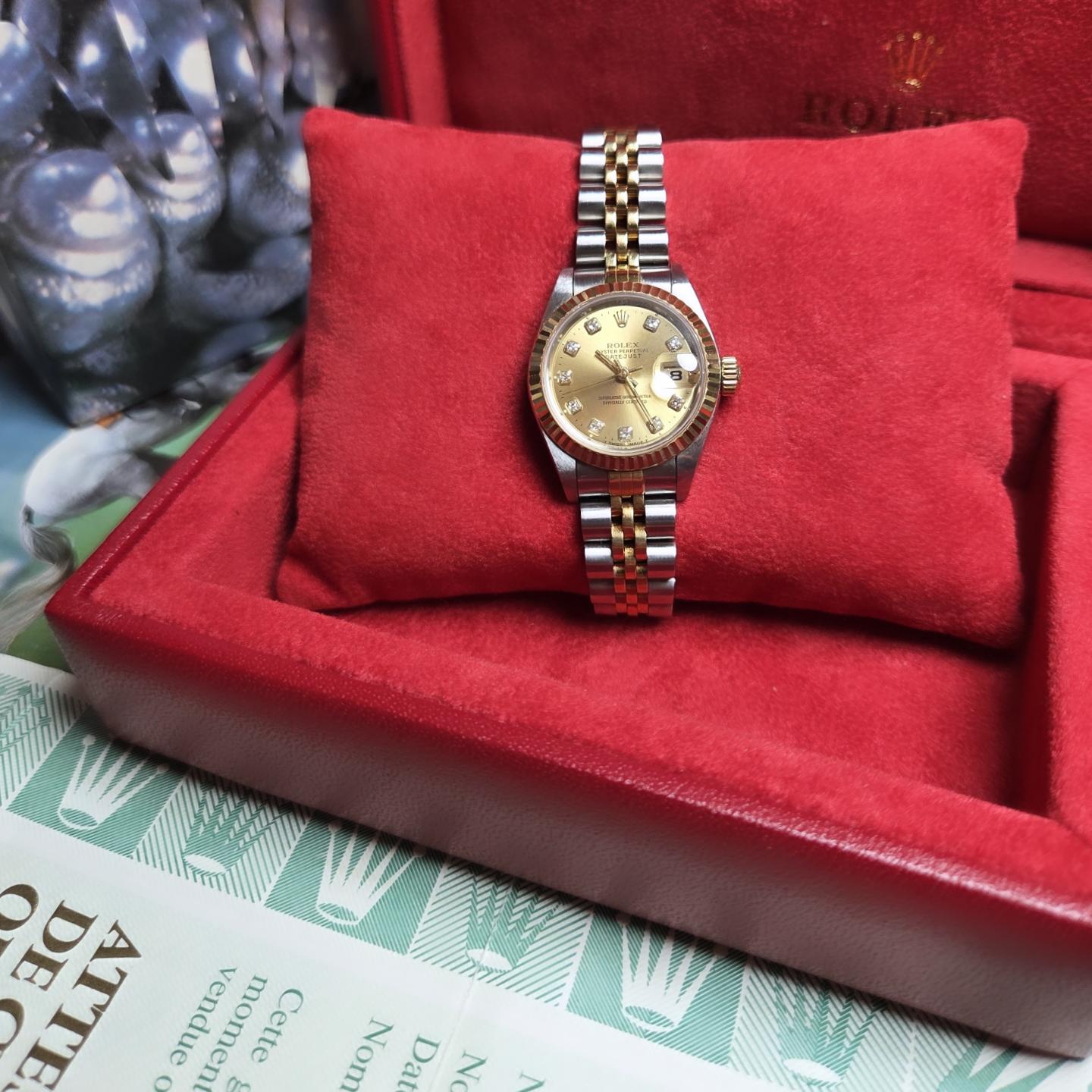 Rolex Lady-Datejust 26 (Ref. 69173) – Factory "Big Diamond" Champagne Dial - 1995 Box &amp; Papers!