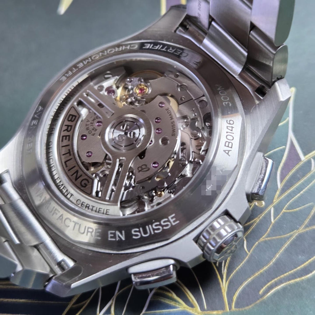 Breitling Avenger B01 Chronograph 42 | Green Dial | Ref: AB0146 | 2026 | warranty till 2034!