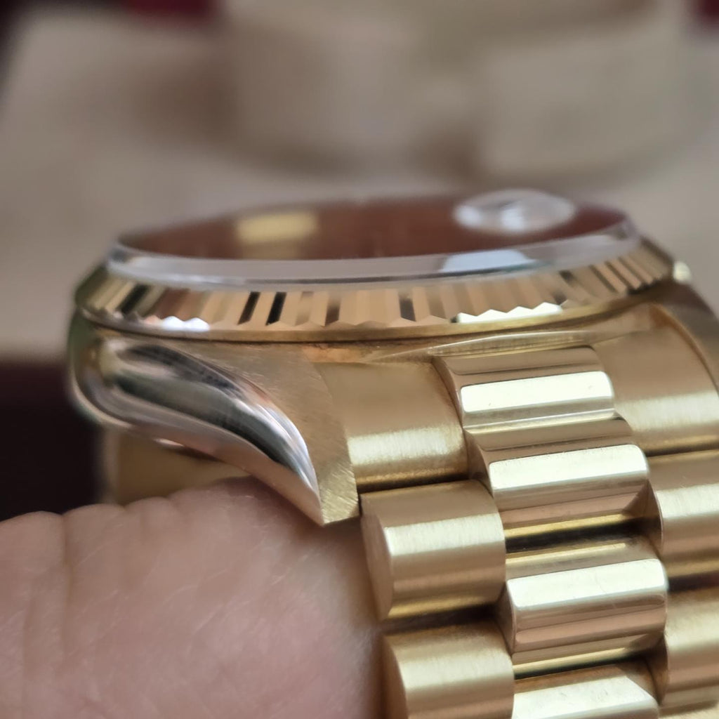 Rolex Day-Date 36 "President" 18238 | Solid 18k Gold | Rare Roman Numeral Dial – Unpolished w/ Original Purchase receipt including Box & Papers Dated 1993 📜