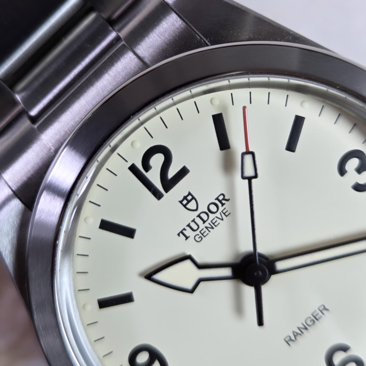 New Release - Tudor Ranger 36mm – Beige / Dune White Dial | Ref. M79930 | 2026!