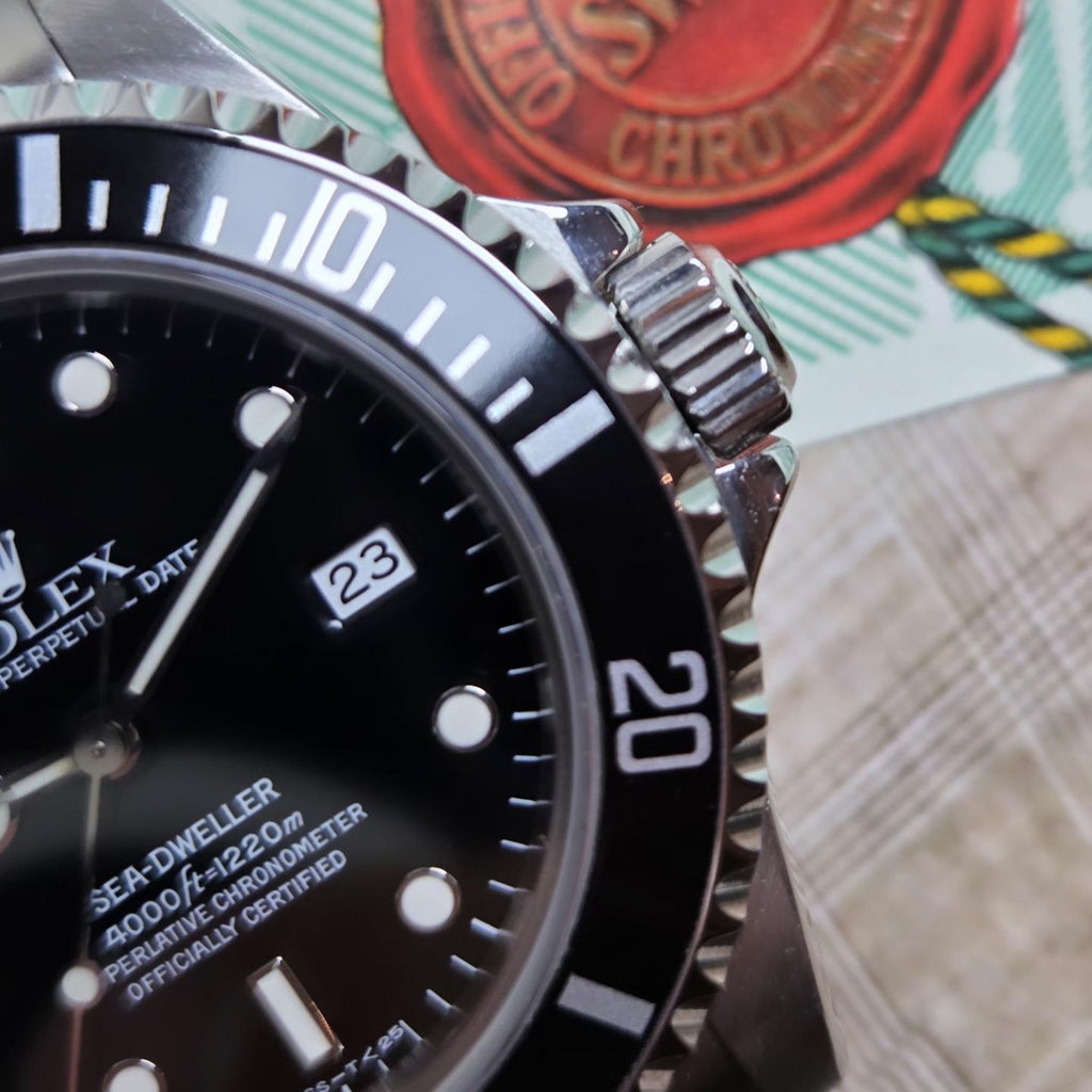 Rolex Sea-Dweller Ref. 16600 | Cream Tritium Dial | Box &amp; Papers 1996 📜