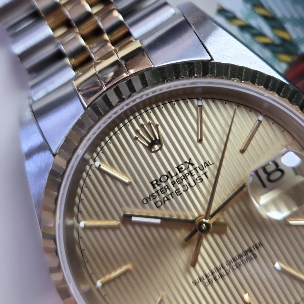 Rolex Datejust 36 – Tapestry Dial - Ref. 16233 | 1997 | Mint Condition | Box & Papers 📜