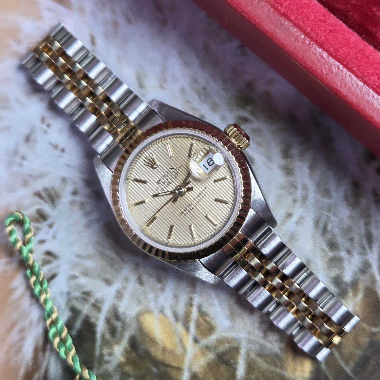 Rolex Lady-Datejust 26 Ref. 69173 – Champagne Tapestry Dial (1993) Excellent Condition!