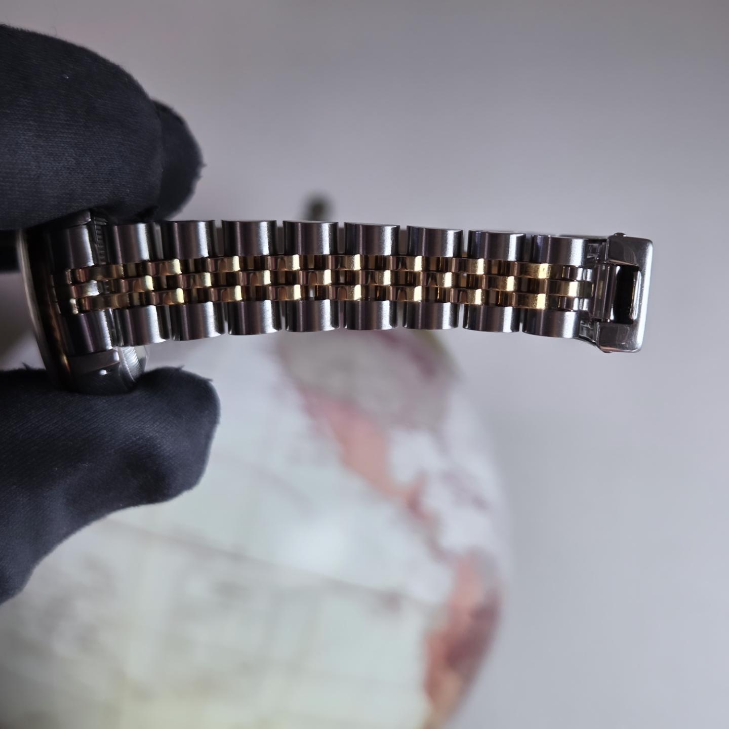 Rolex Lady-Datejust 26 Ref. 69173 – Champagne Tapestry Dial (1993) Excellent Condition!
