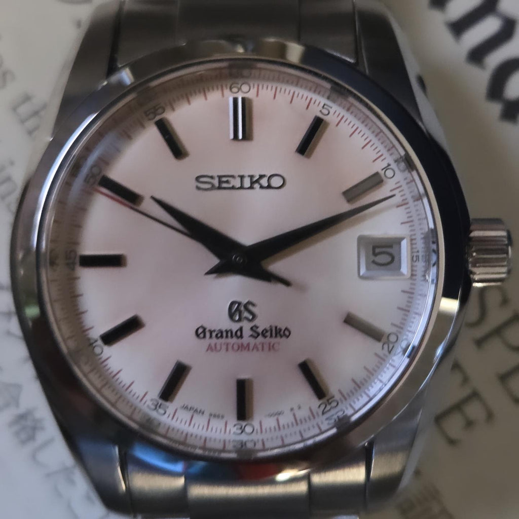 Grand Seiko SBGRO71/ Tropical Patina Dial / full set with original Box and Papers Dated 2015 📜