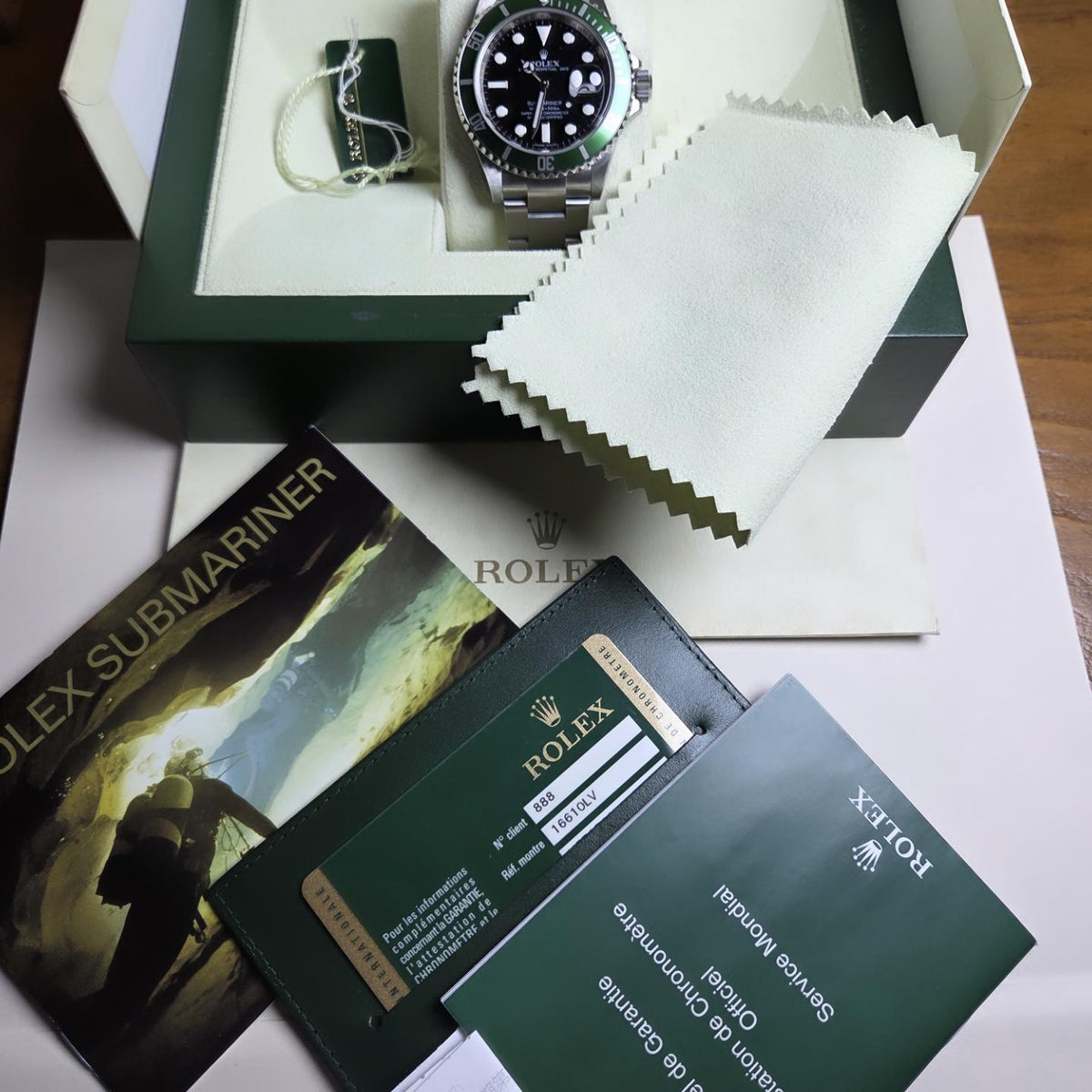 Rolex Submariner 16610LV "Kermit" (2010) — The ultimate green-bezeled time capsule!