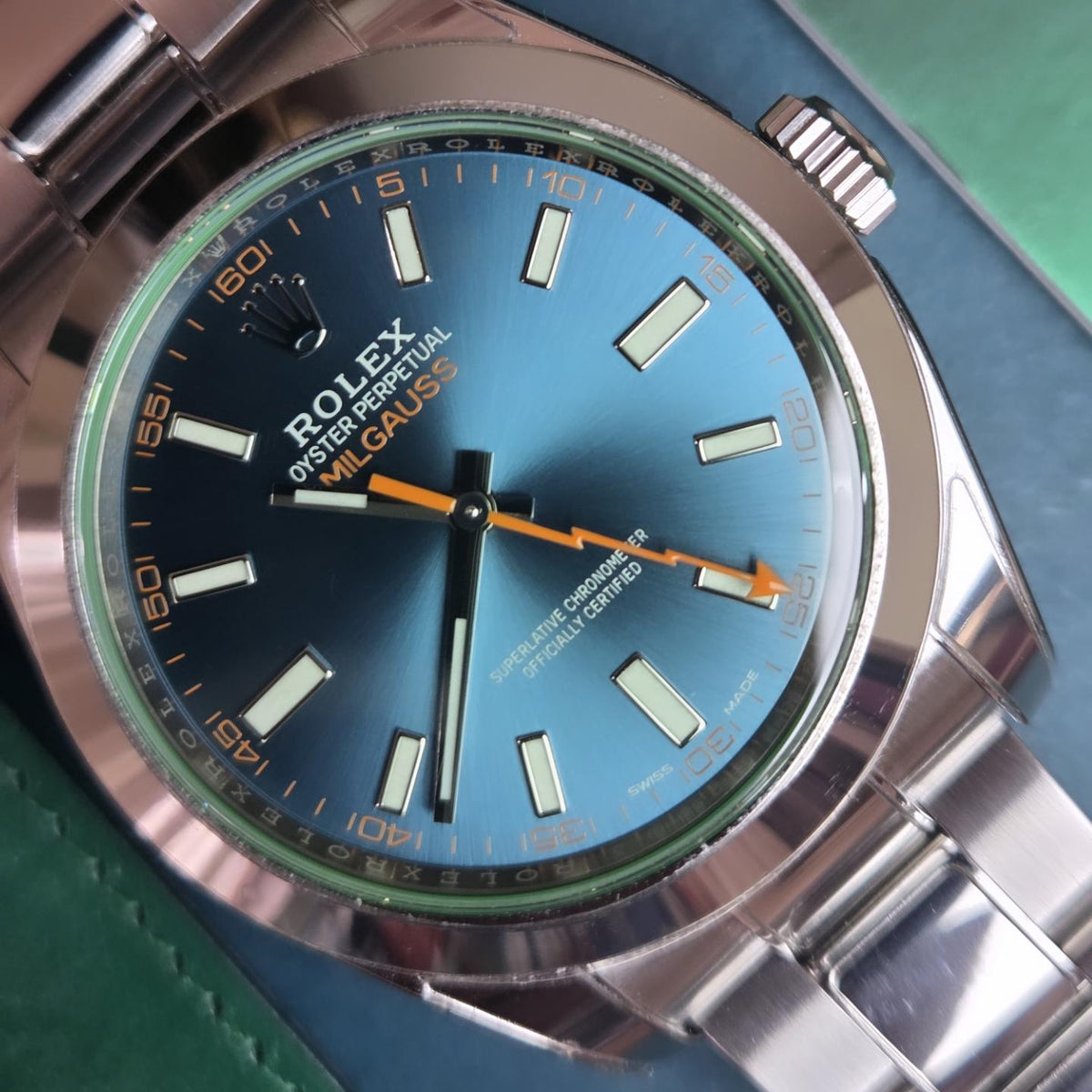 Rolex Milgauss "Z-Blue" 116400GV – Complete Set 2019 - Like New w/ Original Stickers and Protection film