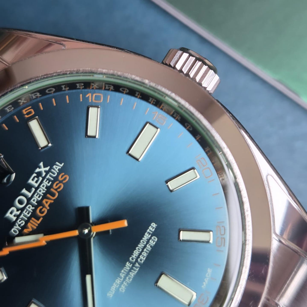 Rolex Milgauss "Z-Blue" 116400GV – Complete Set 2019 - Like New w/ Original Stickers and Protection film