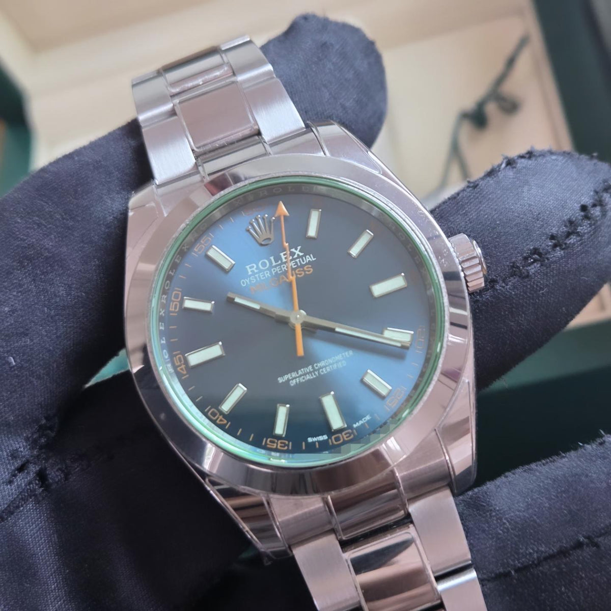 Rolex Milgauss "Z-Blue" 116400GV – Complete Set 2019 - Like New w/ Original Stickers and Protection film