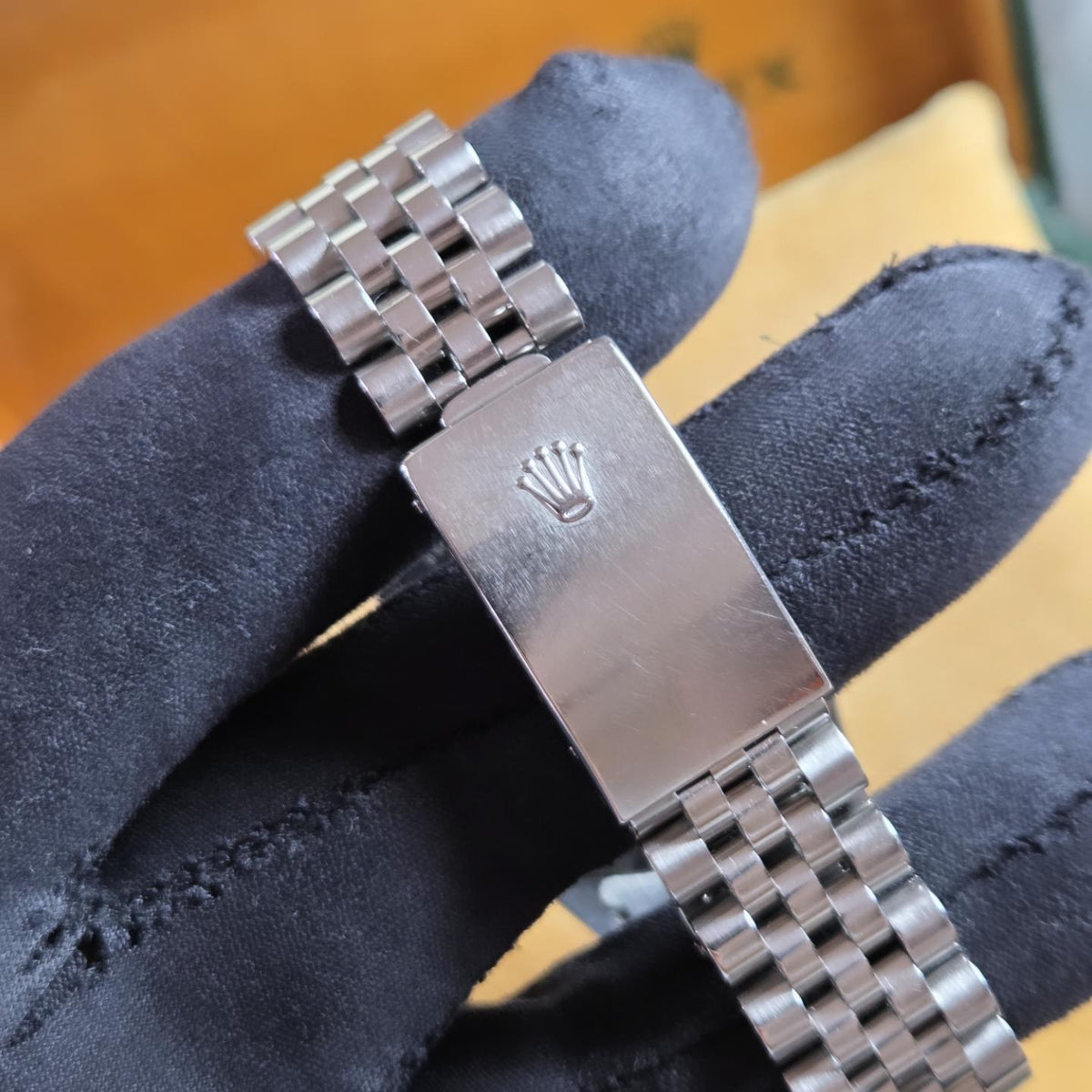 Rolex Datejust 36 (Ref. 16234) Circa 1997 | Crisp Silver Dial | 18K White Gold Fluted Bezel