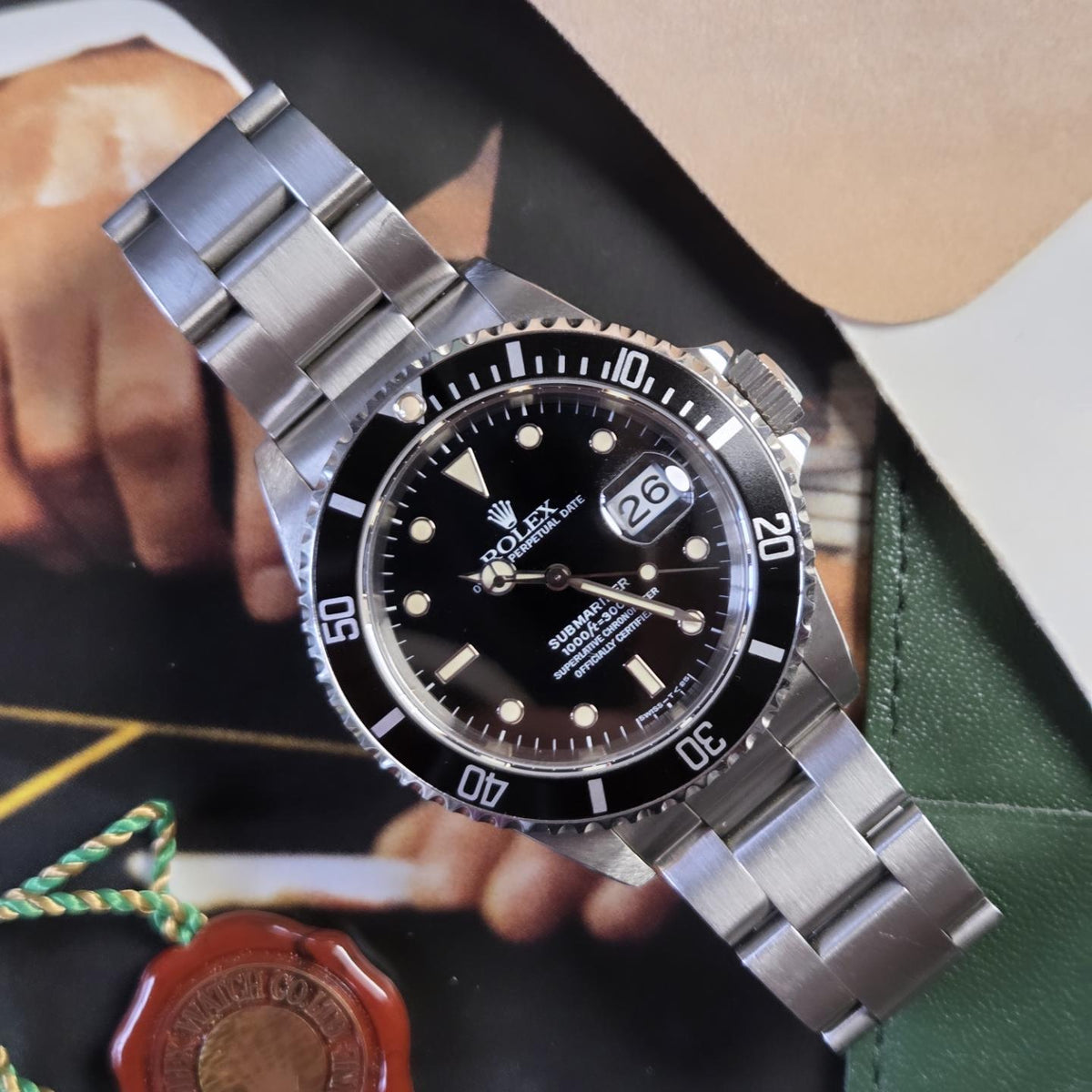 Rolex Submariner Date Ref. 16610 — “Tritium Pure” full Set 1996 - Un-polished - Double caseback stickers Intact!