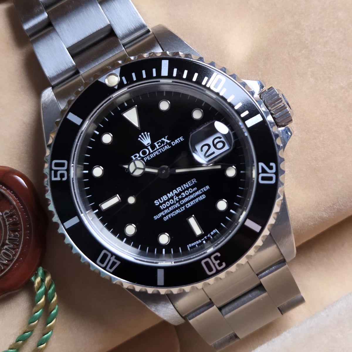 Rolex Submariner Date Ref. 16610 — “Tritium Pure” full Set 1996 - Un-polished - Double caseback stickers Intact!