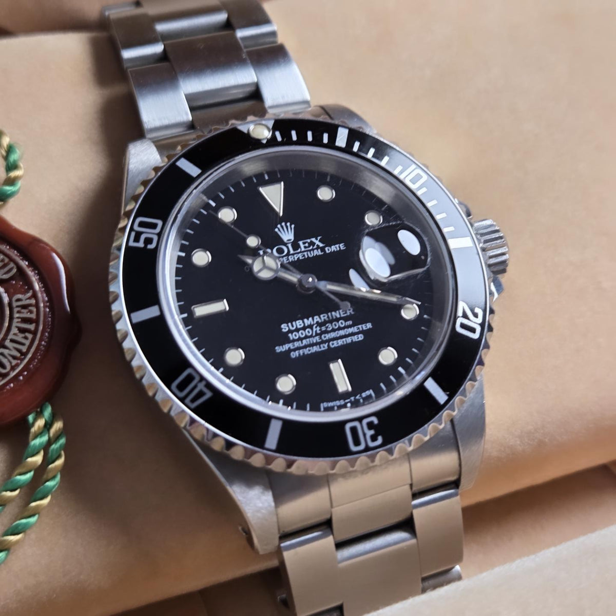 Rolex Submariner Date Ref. 16610 — “Tritium Pure” full Set 1996 - Un-polished - Double caseback stickers Intact!