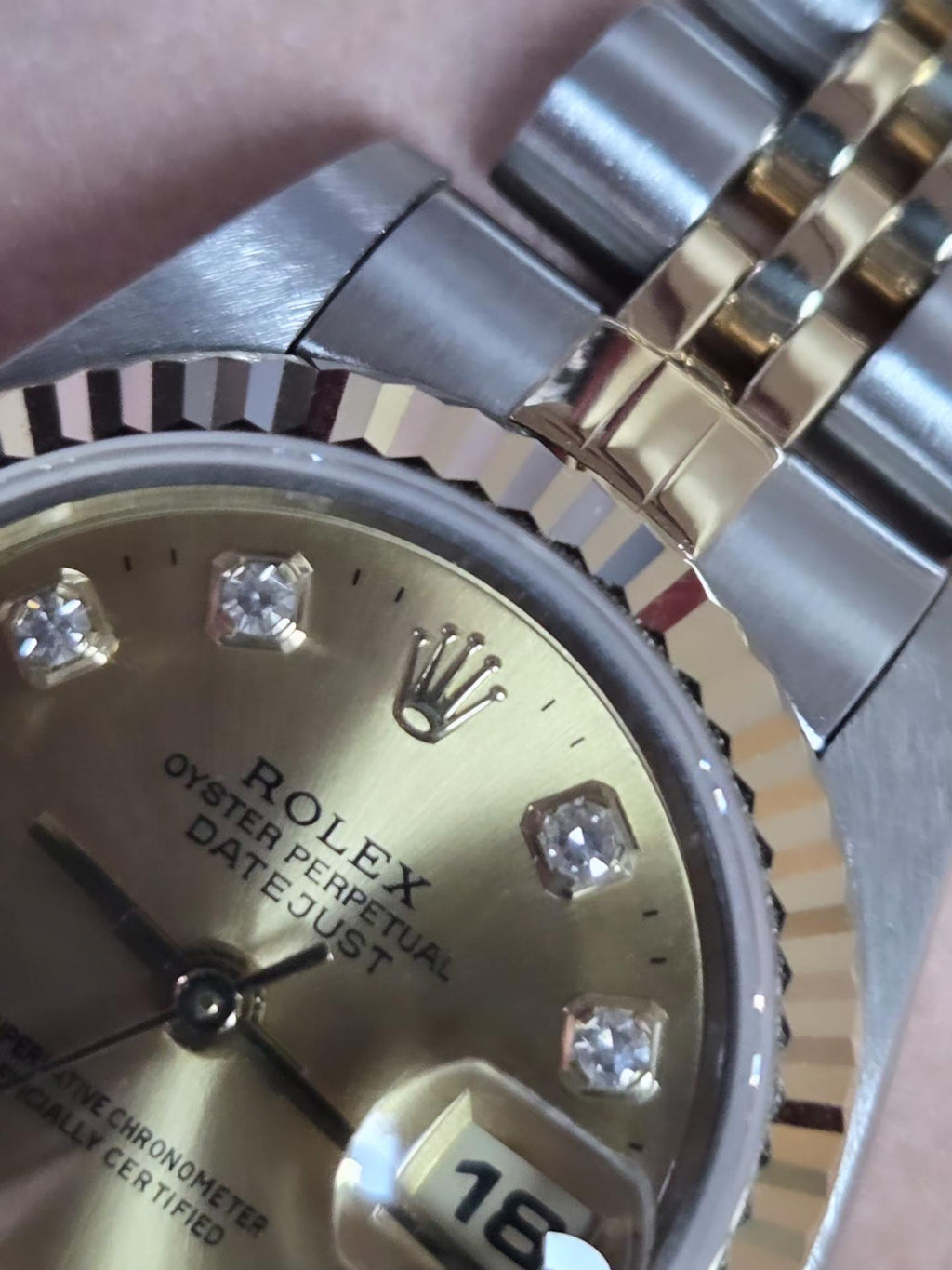 Rolex Lady-Datejust 26mm Two-Tone (Ref. 69173) – 1996 – Big Diamond Dial – With Rolex Box and Horologist Authentication Certificate!