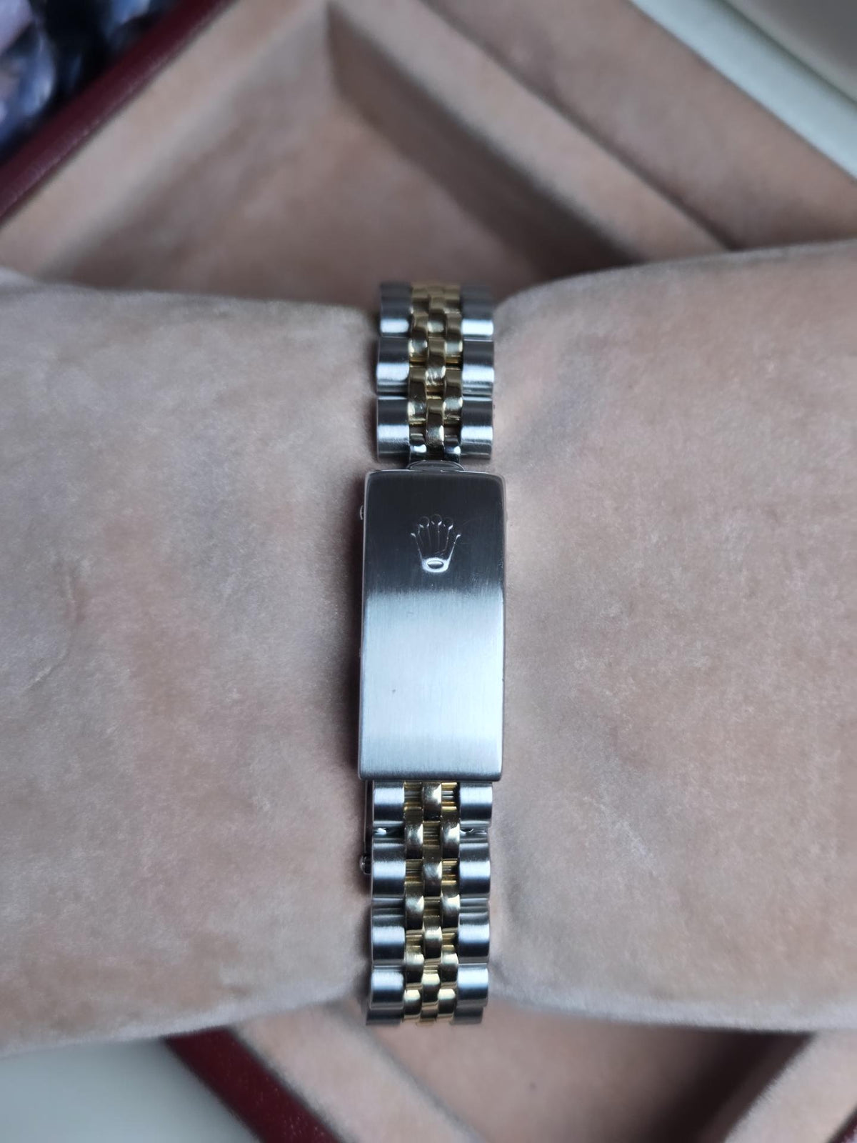 Rolex Lady-Datejust 26mm Two-Tone (Ref. 69173) – 1996 – Big Diamond Dial – With Rolex Box and Horologist Authentication Certificate!